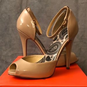 Ivan’s Trump ‘Itbulbli’ ankle strap sandals 6.5M